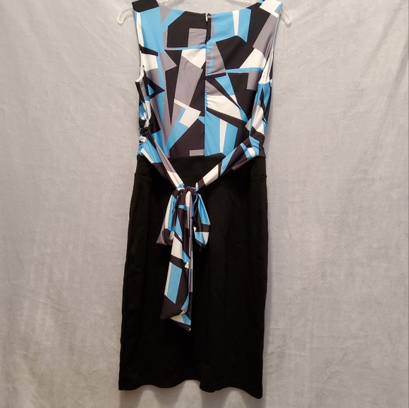 NWT!  CLOCOLOR WOMEN SHEATH DRESS  STRETCH SLEEVELESS SURPLICE V- NECKLINE SZ L - Picture 2 of 8